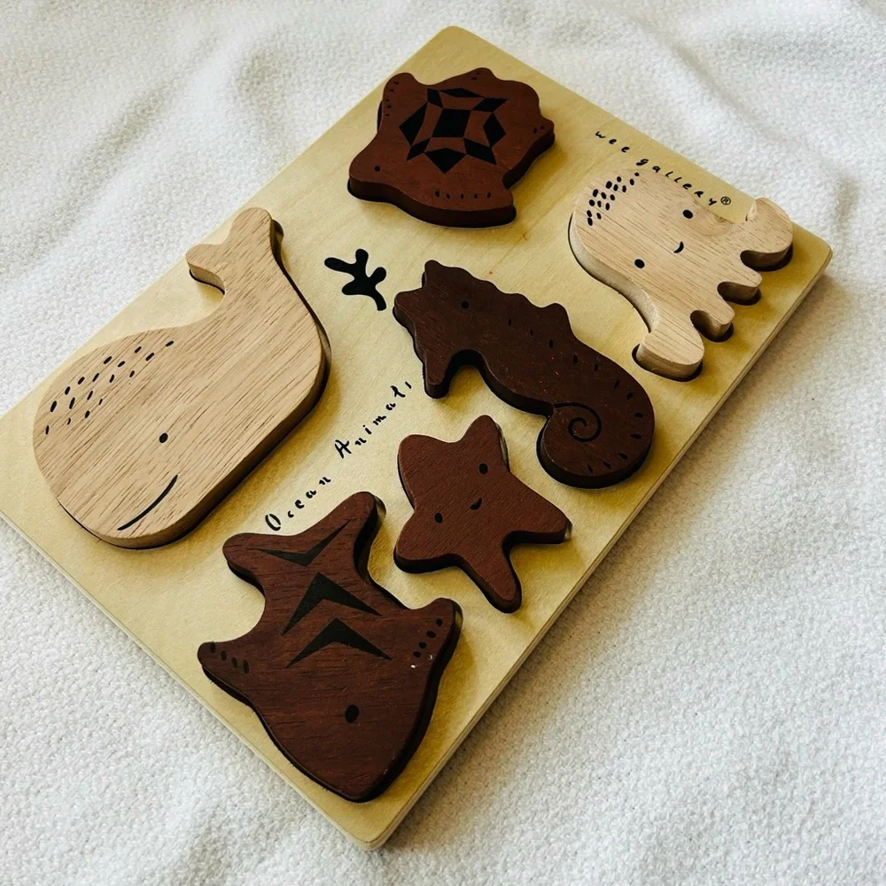 Wee Gallery Ocean Animals Wooden Tray Puzzle - Picture 4 of 5